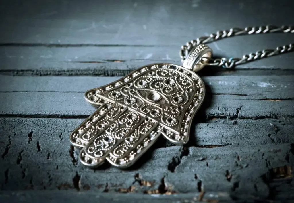 Amuletos de protección y talismanes de la suerte Mano de Fátima
