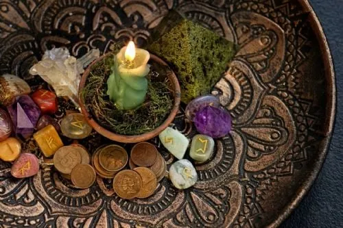 Ritual mágico, esoterismo, magia, velas, ocultismo, altar